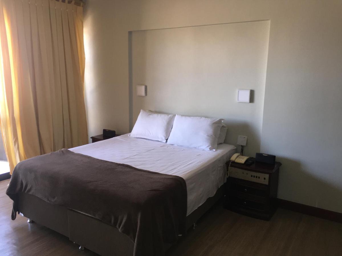 Apart Hotel No Coracao De Brasilia Kubitschek Plaza Exteriör bild